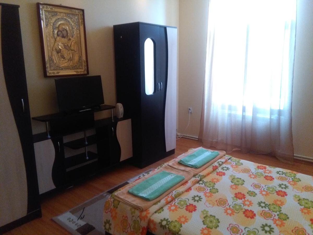 Casa Ovi Si Simo Hotel Haţeg Buitenkant foto